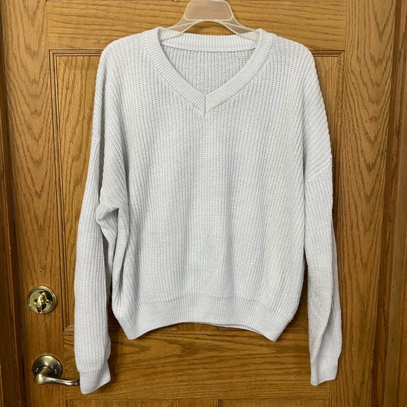 White Sweater - Picture 2 of 5